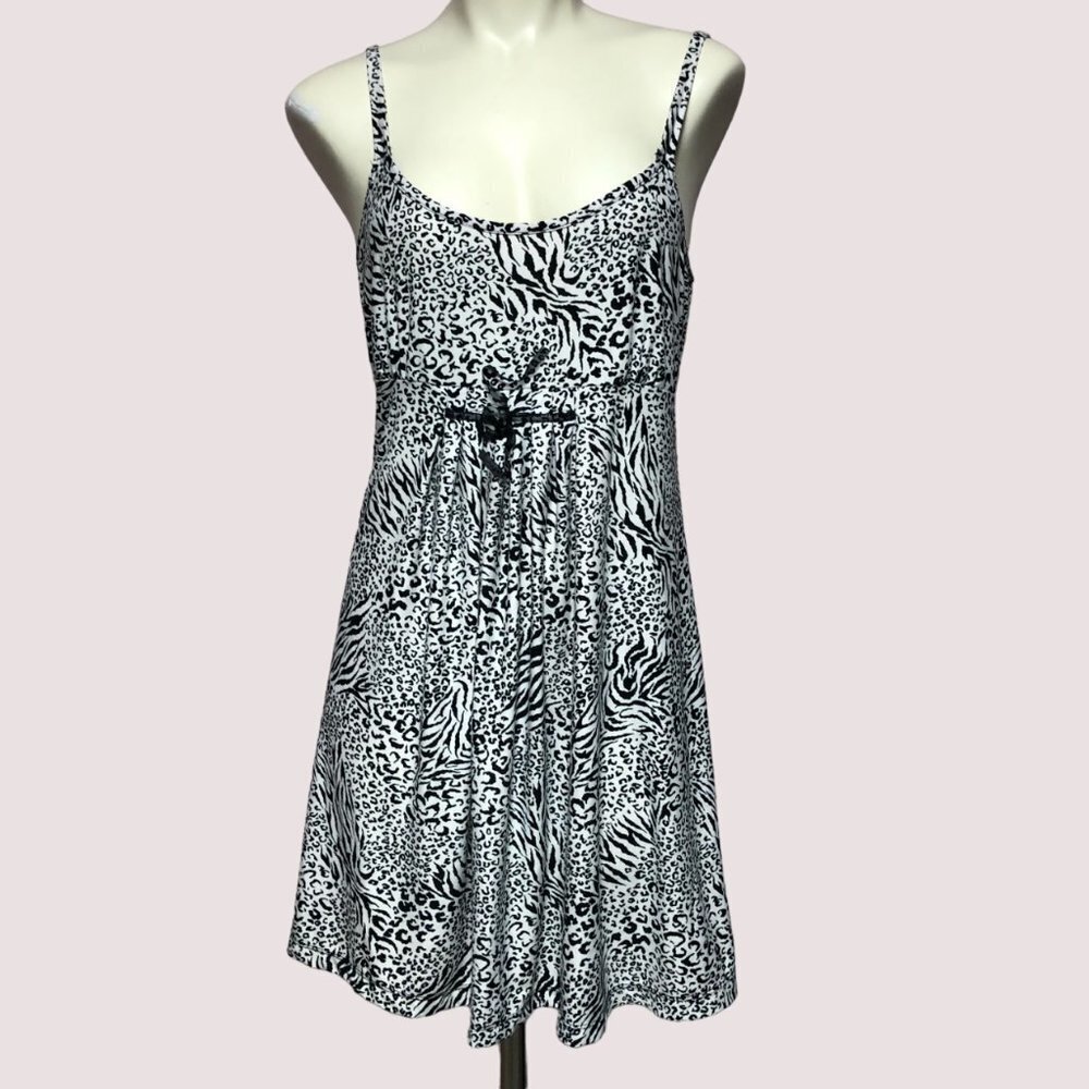 KATHRYN Black & White Animal Print Chemise Size Med